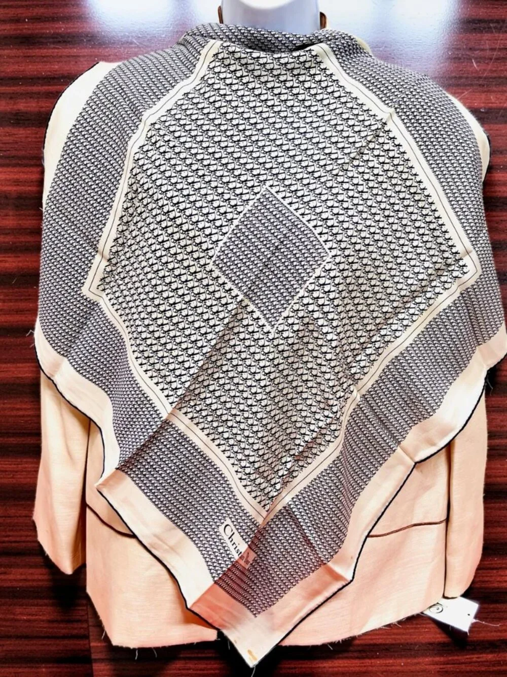 Christian Dior 100% Sil kSatin  Scarf 26" Ivery Blue Logo Printed All Over (14 - Picture 7 of 15